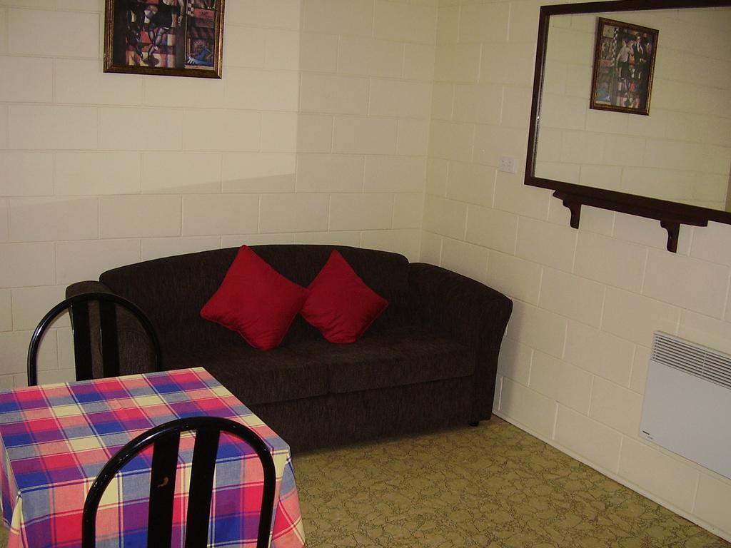 Snowy River Lodge Motel ออร์บอสท์ ห้อง รูปภาพ